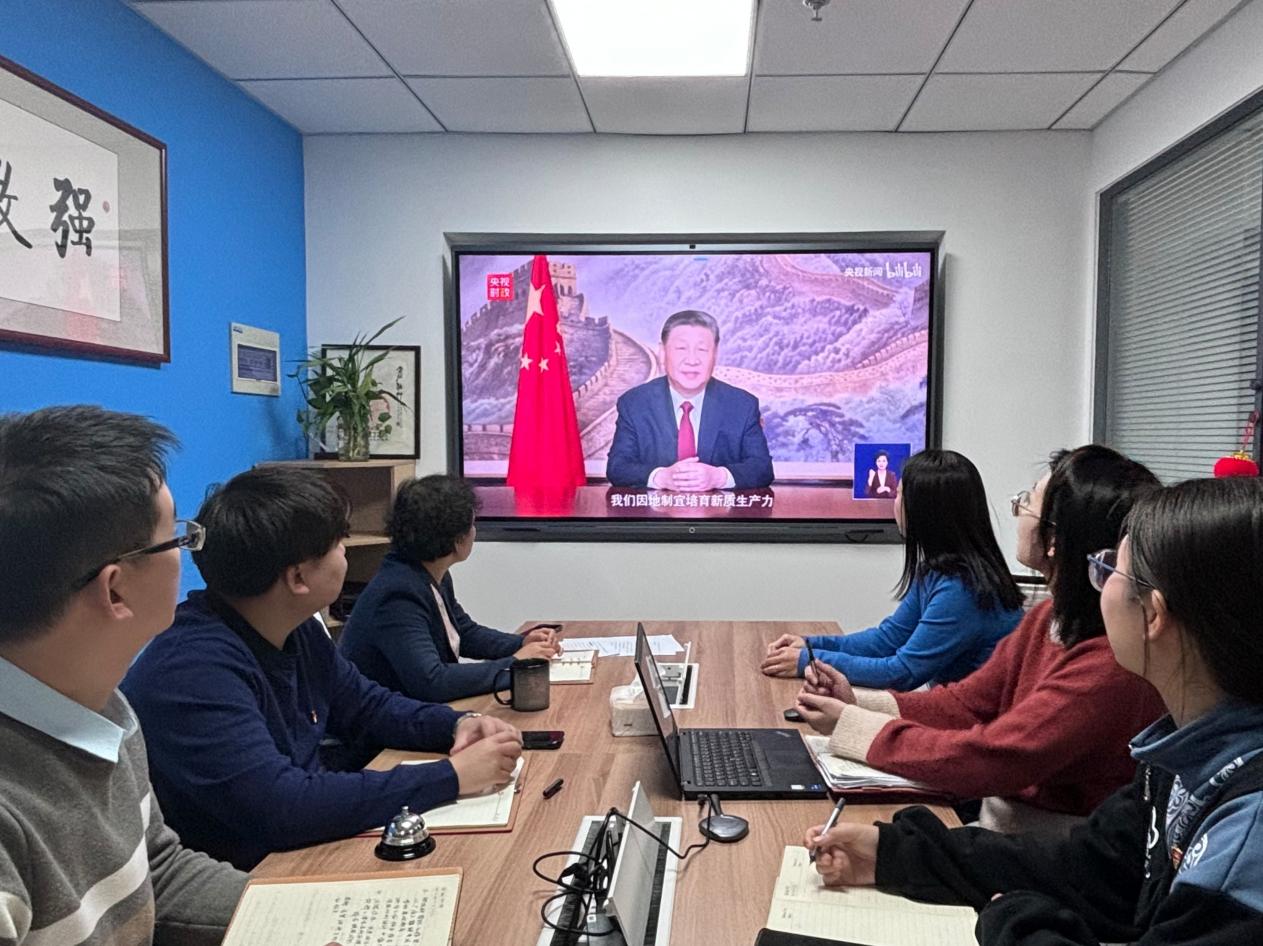 2ed5eb2cab9b6632156542f34f5c111